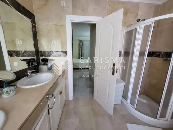 (15) Apartament w prestiżowym kompleksie z dostępem do plaży