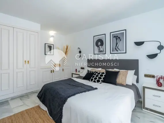 (42) Luksusowy apartament z widokiem na morze w sercu Puerto Banus