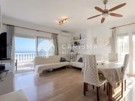 Apartament z widokiem na morze  w pierwszej linii plaży 2