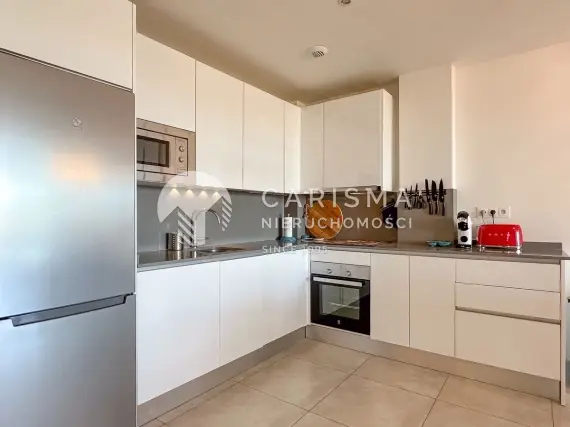(18) Nowoczesny apartament z widokiem na morze i góry