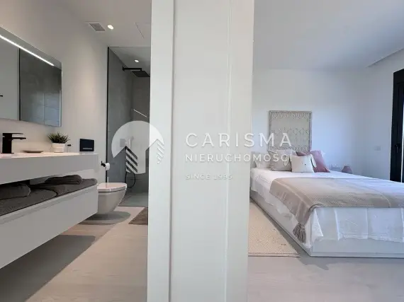 (18) Nowa willa z widokiem na morze w Las Colinas, Costa Blanca