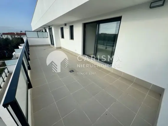 (10) Nowoczesny penthouse 5 min samochodem od plaży