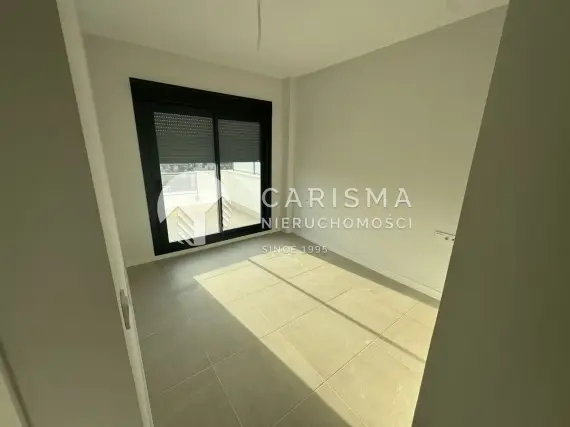 (19) Nowoczesny penthouse 5 min samochodem od plaży