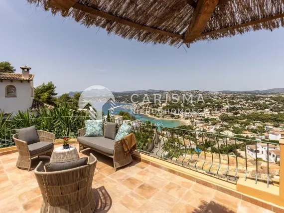 (6) Okazja! Willa z panoramicznym widokiem na morze w Moraira, El Portet