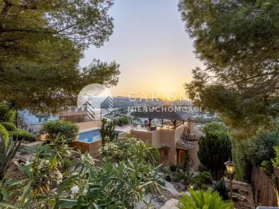 (5) Okazja! Willa z panoramicznym widokiem na morze w Moraira, El Portet