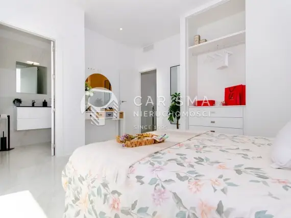 (36) Nowoczesne Wille w Vista Bella Golf, Costa Blanca
