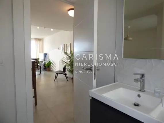 (15) Nowoczesny apartament z widokiem na góry 12 minut piechotą od plaży
