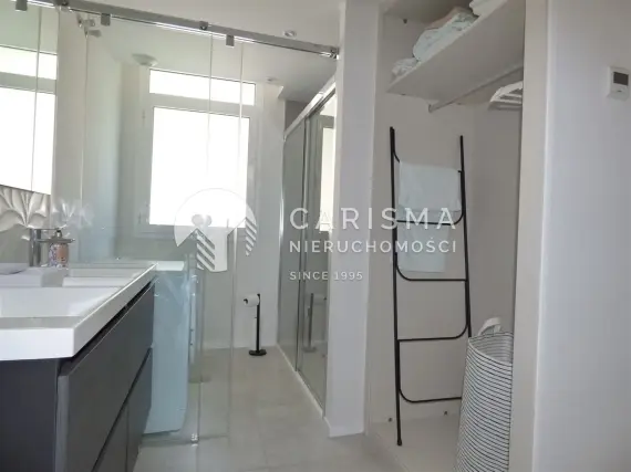 (17) Nowoczesny apartament z widokiem na góry 12 minut piechotą od plaży