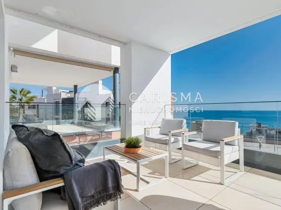 Nowoczesny apartament z pięknym widokiem na morze tuż przy plaży 1