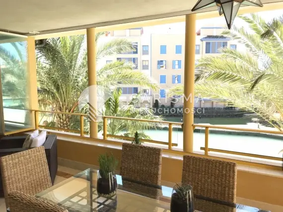 (23) Apartament z widokiem na port Sotogrande Marina