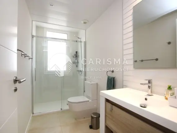 (25) Apartament w nowym budownictwie z widokiem na morze