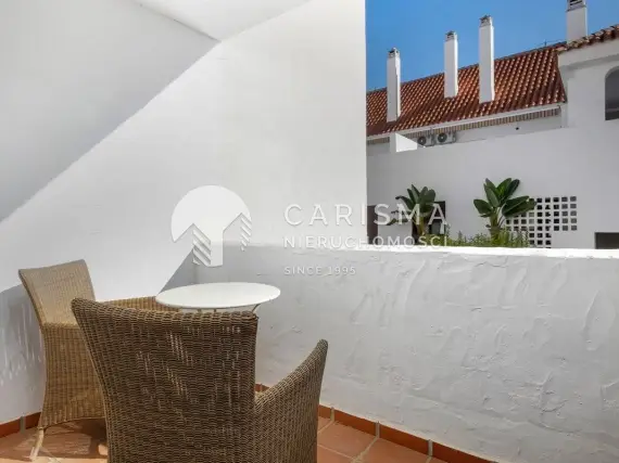 (12) Parterowy apartament w odległości spaceru od plaży