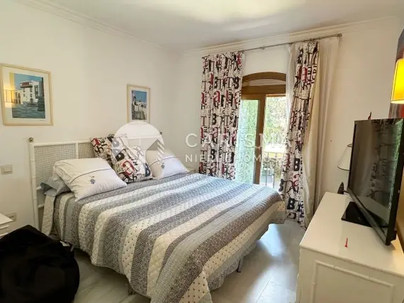 (18) Apartament w zielonym kompleksie przy plaży