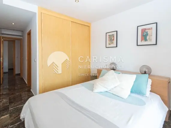 (22) Apartament z widokiem na morze i góry 400 metrów od plaży