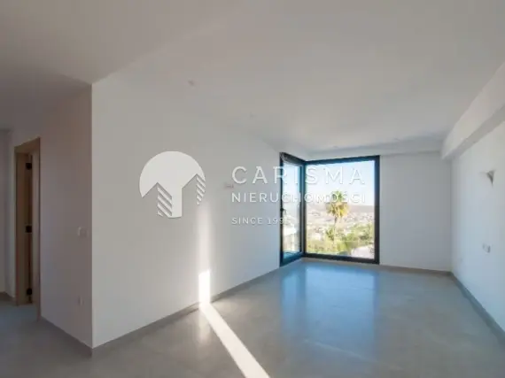 (28) Gotowa czteropoziomowa willa w Benimeit, Moraira z widokiem na morze