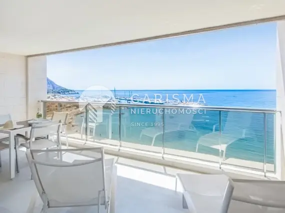 Apartament w pierwszej linii brzegowej w Mascarat, Altea 1