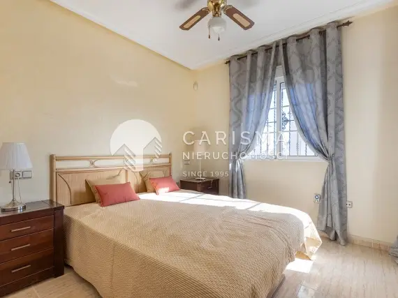 (18) Dom zabudowie bliźniaczej w Lomas de Cabo Roig, Orihuela Costa