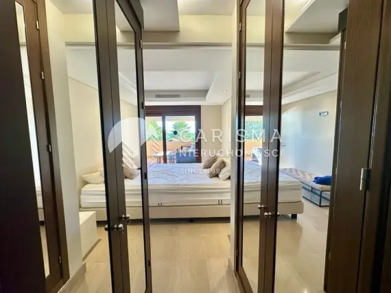 (12) Wyjątkowy Apartament z Widokiem na Morze w Esteponie