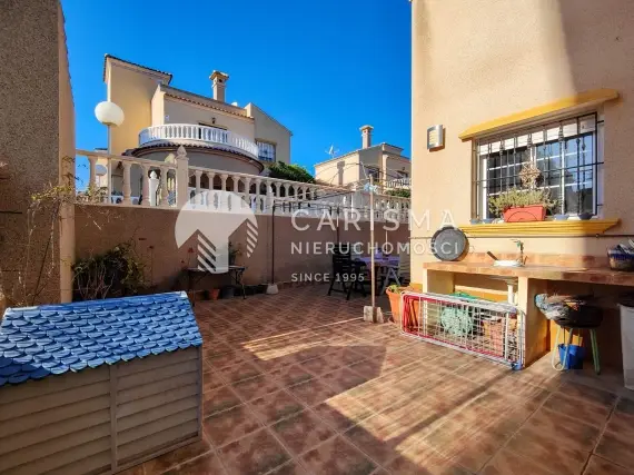 (11) Wolnostojący dom w dobrej lokalizacji, Villamartin, Costa Blanca