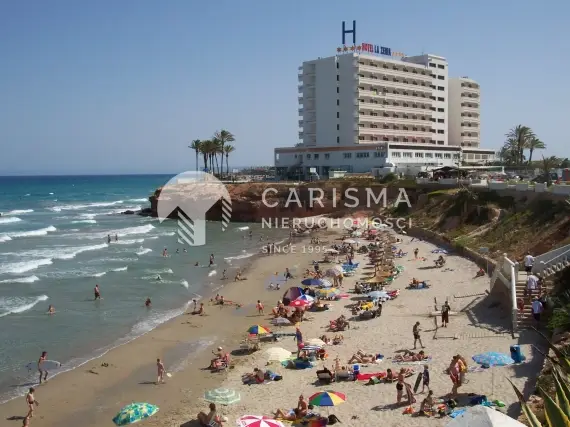 (57) Wolnostojący dom w dobrej lokalizacji, Villamartin, Costa Blanca