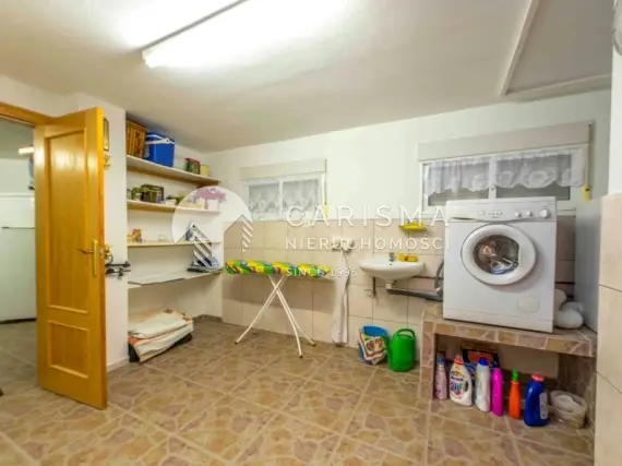(11) Wolnostojący dom w dobrej lokalizacji, Villamartin, Costa Blanca