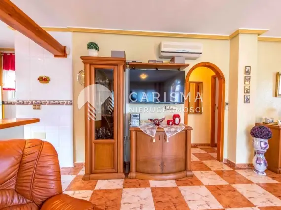 (17) Wolnostojący dom w dobrej lokalizacji, Villamartin, Costa Blanca