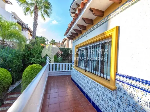 (23) Wolnostojący dom w dobrej lokalizacji, Villamartin, Costa Blanca