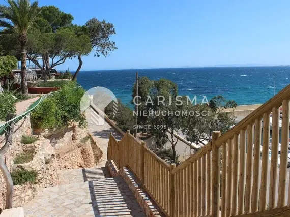 (33) Wolnostojący dom w dobrej lokalizacji, Villamartin, Costa Blanca