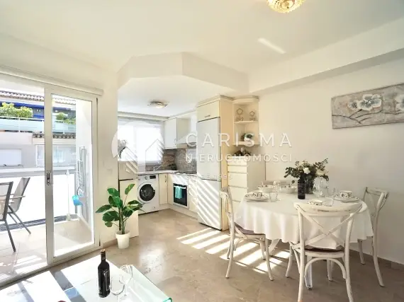 (4) Uroczy apartament w sercu Moraira