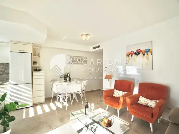 (10) Uroczy apartament w sercu Moraira
