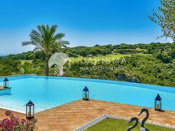 (32) Elegancka willa przy polach golfowych, Sotogrande Alto