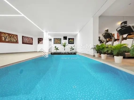 (35) Okazała willa z widokiem na morze, Hacienda Las Chapas, Marbella East