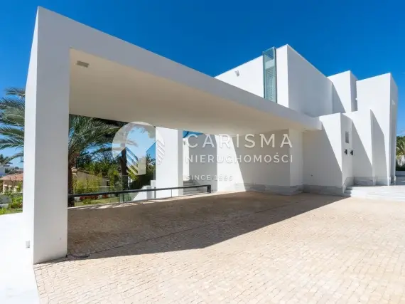 (6) Nowoczesna willa w kurorcie plażowym Marbesa, Marbella East
