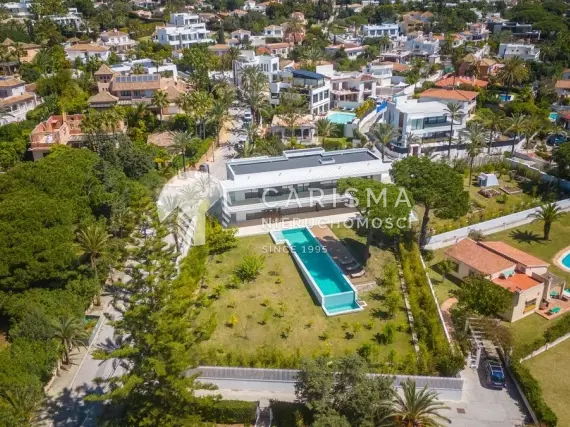 (30) Nowoczesna willa w kurorcie plażowym Marbesa, Marbella East