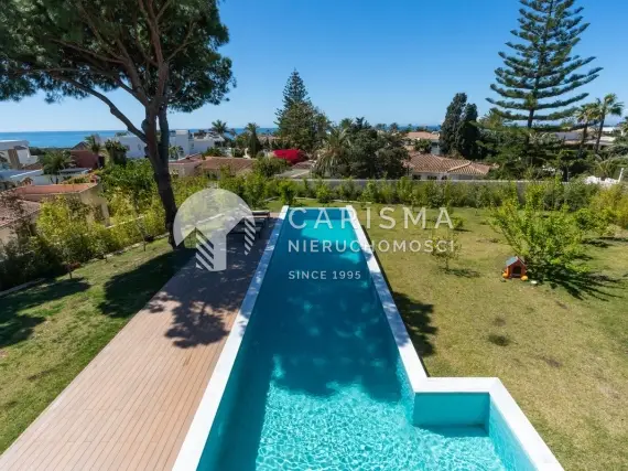 (40) Nowoczesna willa w kurorcie plażowym Marbesa, Marbella East