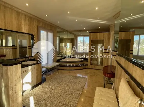 (18) Majestatyczna willa z panoramicznym widokiem na działce 6000 mkw, Mijas Pueblo