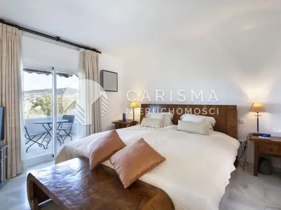 (24) Przestronna willa w pierwszej linii pola golfowego, Aloha, Marbella