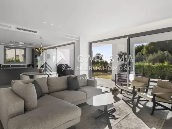 (10) Ekskluzywna willa w luksusowym kurorcie – Santa Clara Golf, Marbella East
