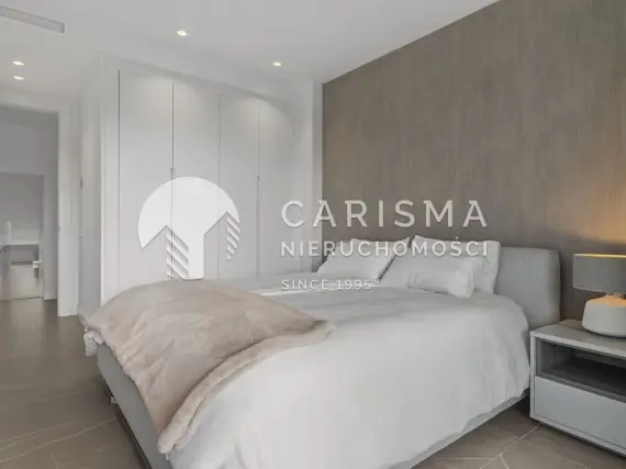 (29) Ekskluzywna willa w luksusowym kurorcie – Santa Clara Golf, Marbella East