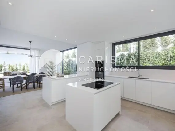(6) Nowoczesna Willa w Cabopino, Marbella