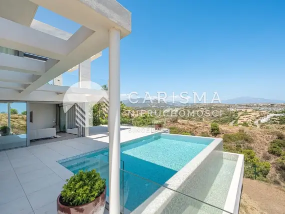 Wyjątkowa Willa z Widokiem na Morze: Najlepsza Oferta w Selwo na New Golden Mile, Estepona 1
