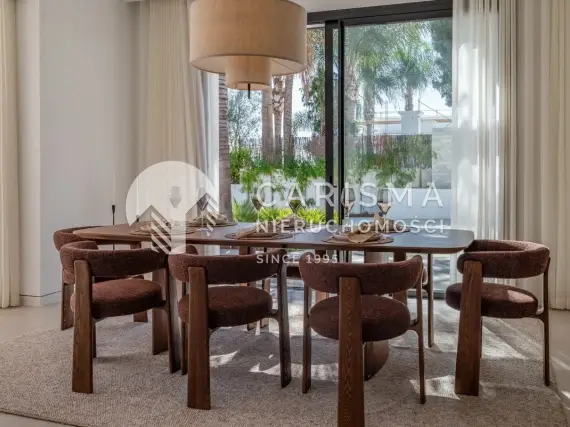 (23) Wyjątkowa Willa w El Paraiso, Costa del Sol