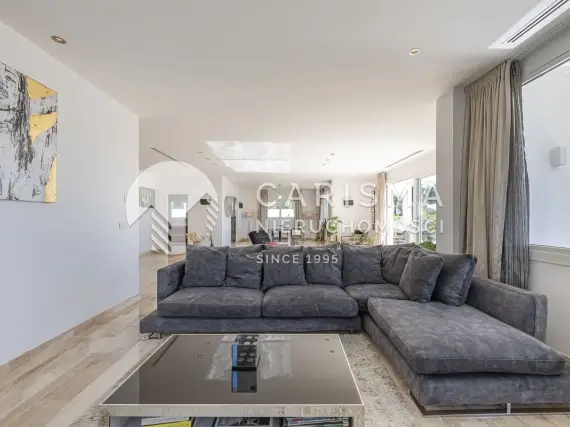 (10) Nowoczesna willa w zamknietej społeczności z panoramicznym widokiem na morze , El Rosario, Marbella