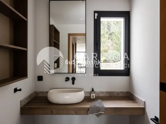 (20) Nowoczesna willa 300 m od pola golfowego Los Naranjos, Nueva Andalucia
