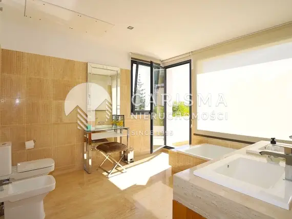 (25) Nowoczesna willa w eleganckim stylu, Nueva Andalucia