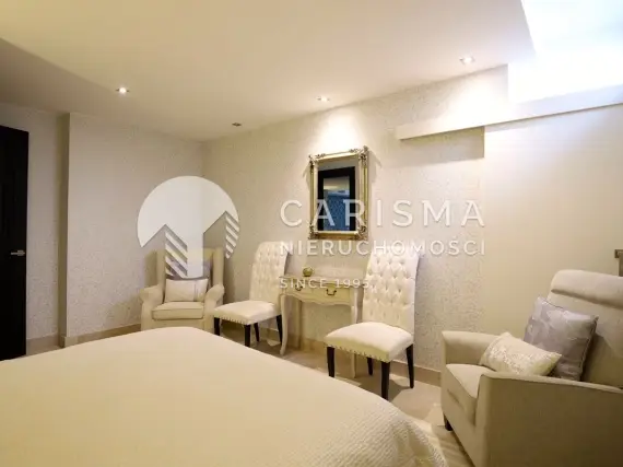 (44) Nowoczesna willa w eleganckim stylu, Nueva Andalucia