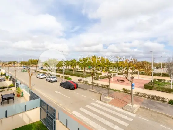 (6) Nowoczesny apartament z tarasem na dachu, balkonem i wspólnym basenem