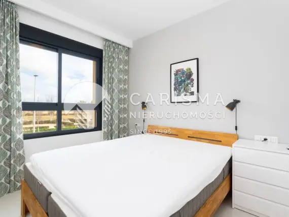 (14) Nowoczesny apartament z tarasem na dachu, balkonem i wspólnym basenem