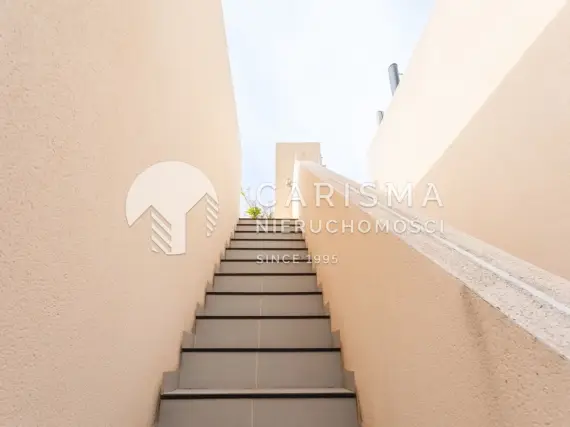 (21) Nowoczesny apartament z tarasem na dachu, balkonem i wspólnym basenem