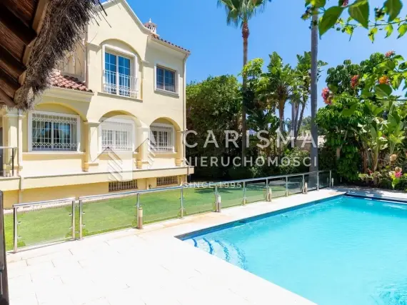 (29) Elegancka stylowa willa blisko morza, Puerto Banus, Marbella